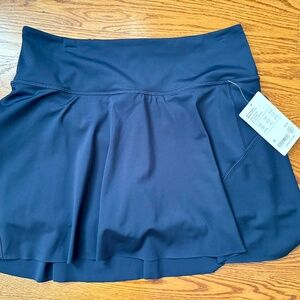 Athleta Ace High Rise 15 1/2 Tennis Skort Navy - Large - NWT